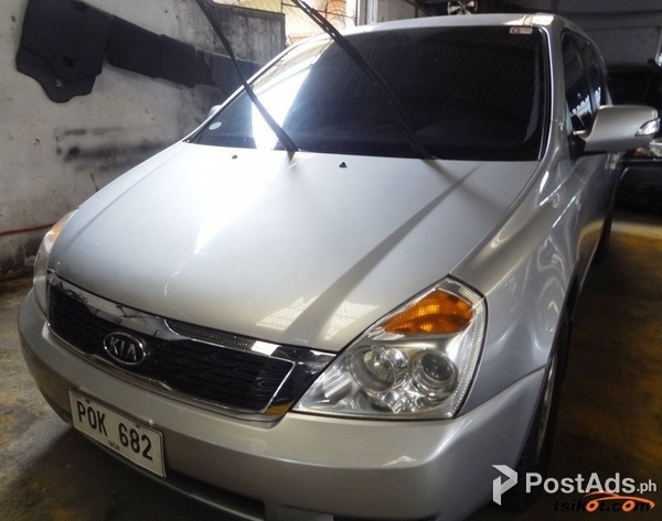 Kia Carnival 2011