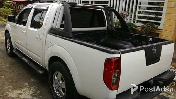 2010 NISSAN NAVARA LE 4X2 MANUAL