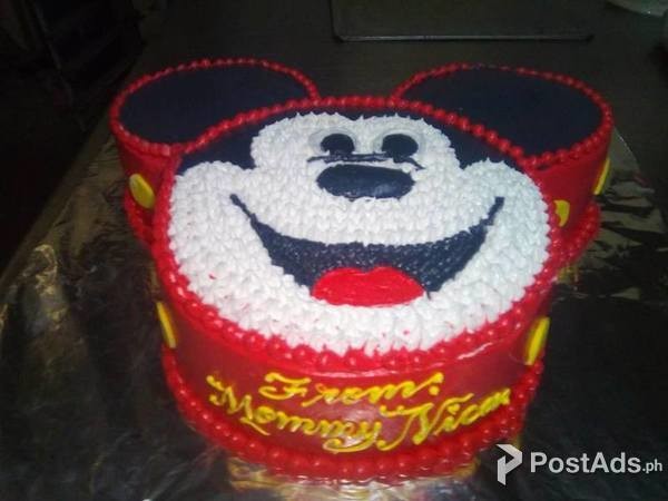 Customized Birthday Cake