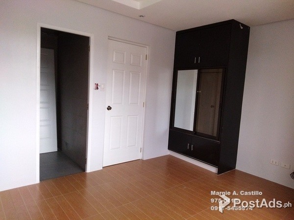 4Bedrooms 3TB House in Concepcion2 Near St Scho Ayala Mall Mrkna Hts