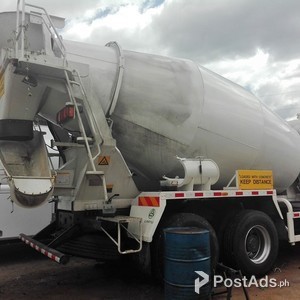 Sinotruk Howo 10 Wheeler 10 Cubic Concrete Transit Mixer | PostAds PH