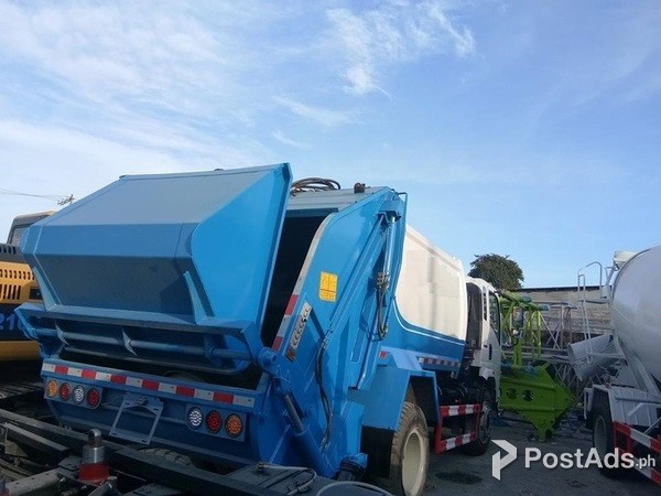 6 Wheeler Garbage Compactor 5cbm For Sale sale